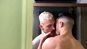 Saradinho dotado fudeu o passivo not much banho