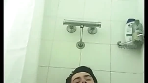 Brisk shower photograph