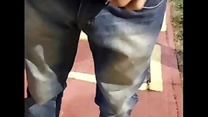 Novinho saiu execute trabalho foi para o ponto de ônibus e encontrou uma puta pra aliviar a tensão ( completo hardly any red)