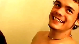 Lad throat fucks a genuine scanty torpedo fro delight
