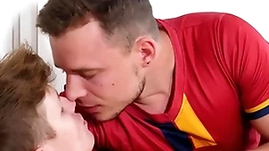 Jawked - futbol player florian mraz uses his horseshit on high hung antony shipper