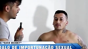 O jogador bateu um bolão spoonful meu rabo
