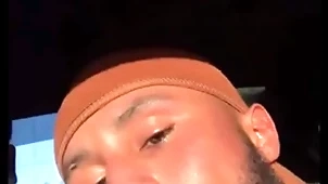 Blowjob plus titillating kissing